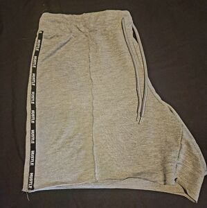 No Boundaries Sweat Shorts XXL